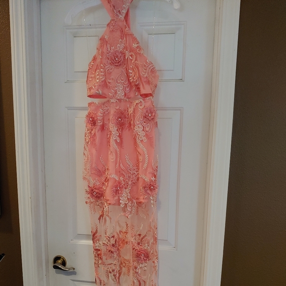 Coral Lace Dress Slit and Cut Out Size Small - Picture 1 of 6